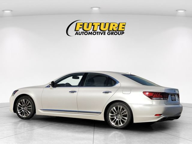Used 2016 Lexus LS 460 w/ Comfort Package RWD image 7