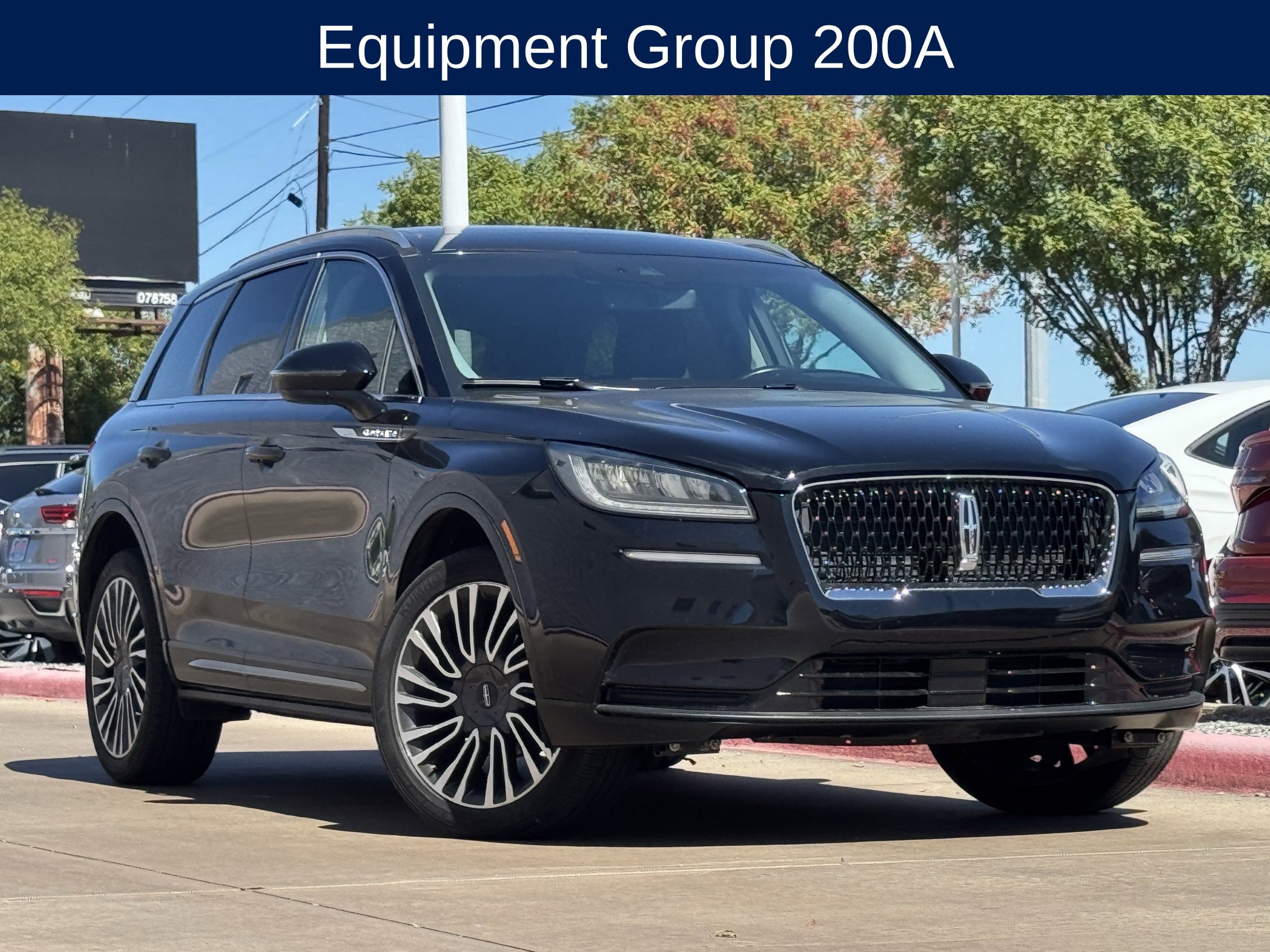 Used 2022 Lincoln Corsair Reserve w/ Sport Package AWD/4WD image 2