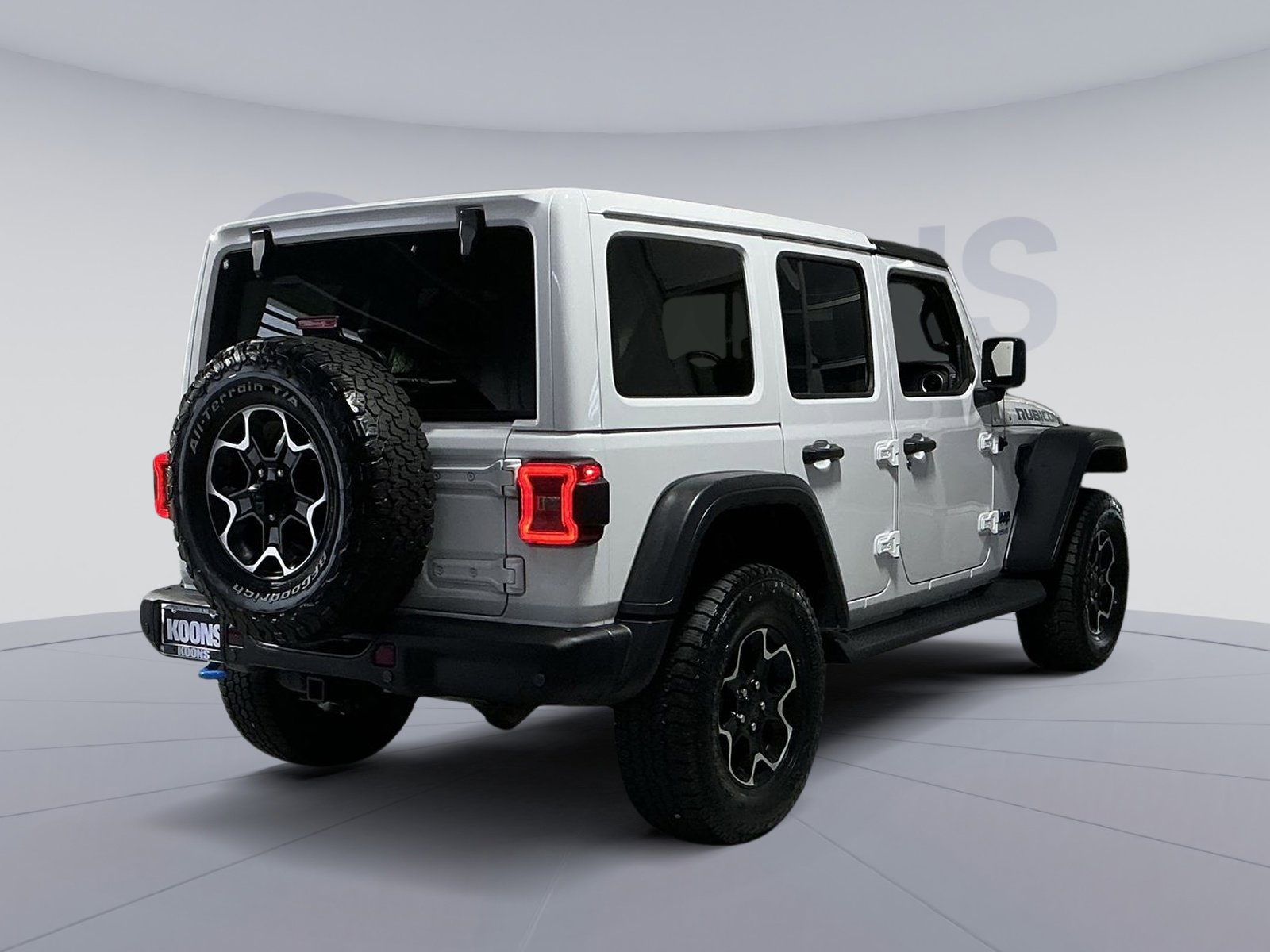 Used 2021 Jeep Wrangler Unlimited Rubicon 4xe w/ Steel Bumper Group image 16