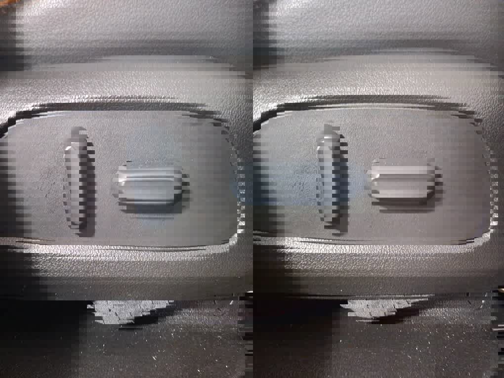 Used 2022 GMC Acadia AT4 w/ Trailering Package image 39