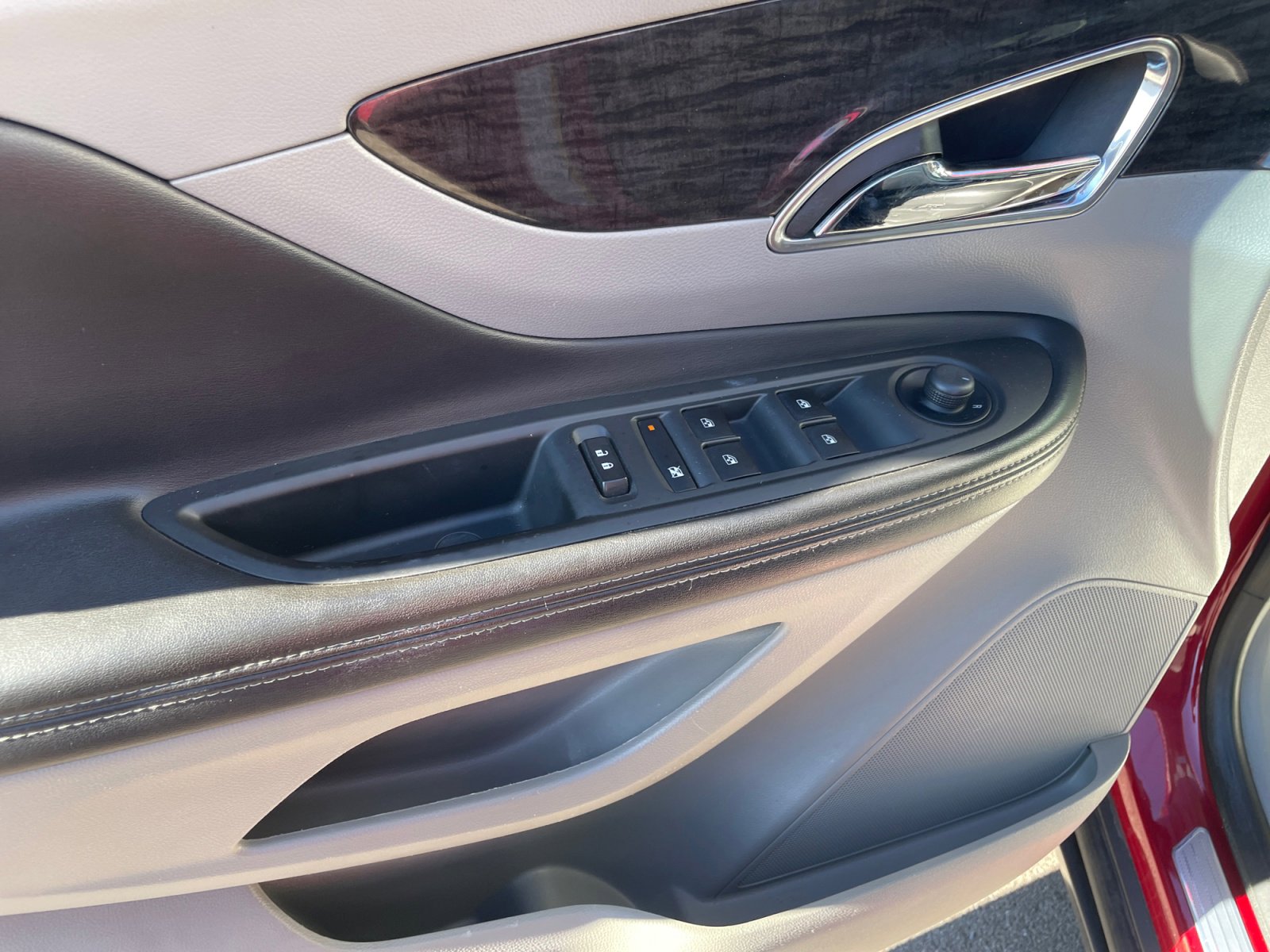 Used 2013 Buick Encore Leather image 13