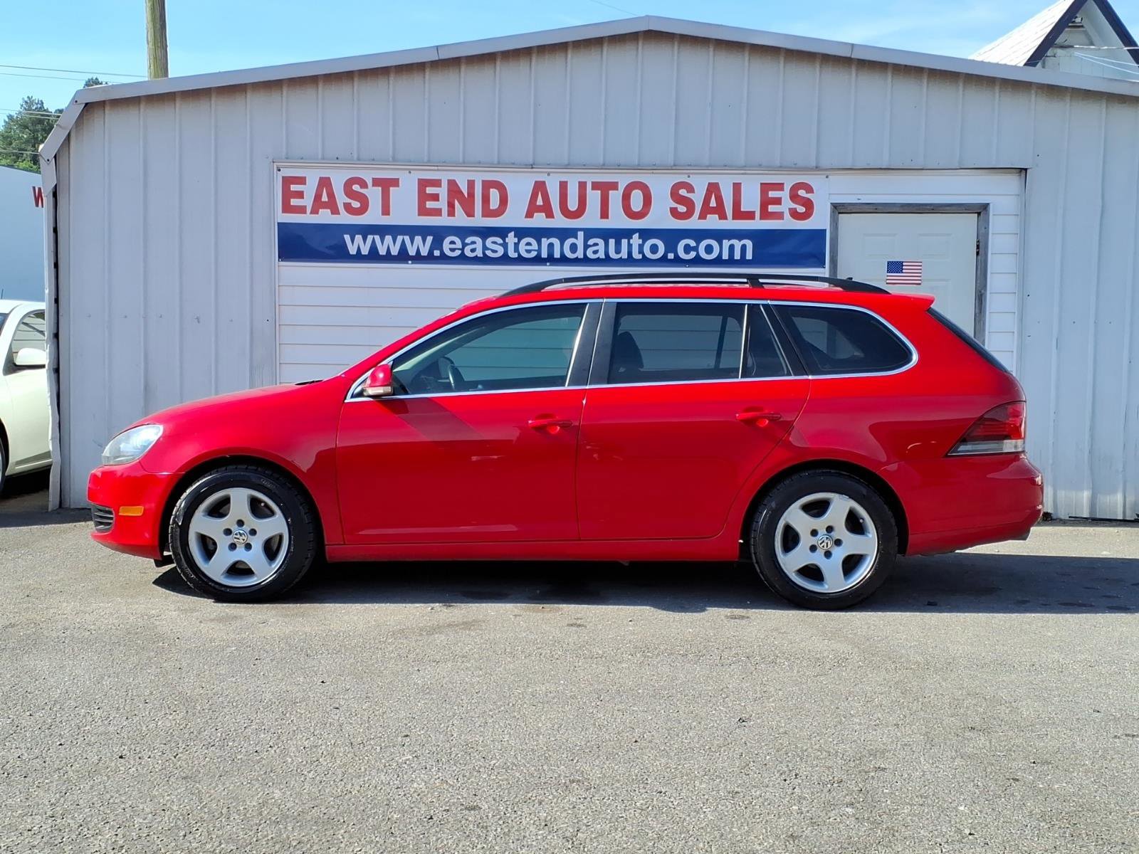 Used 2013 Volkswagen Jetta TDI FWD image 2