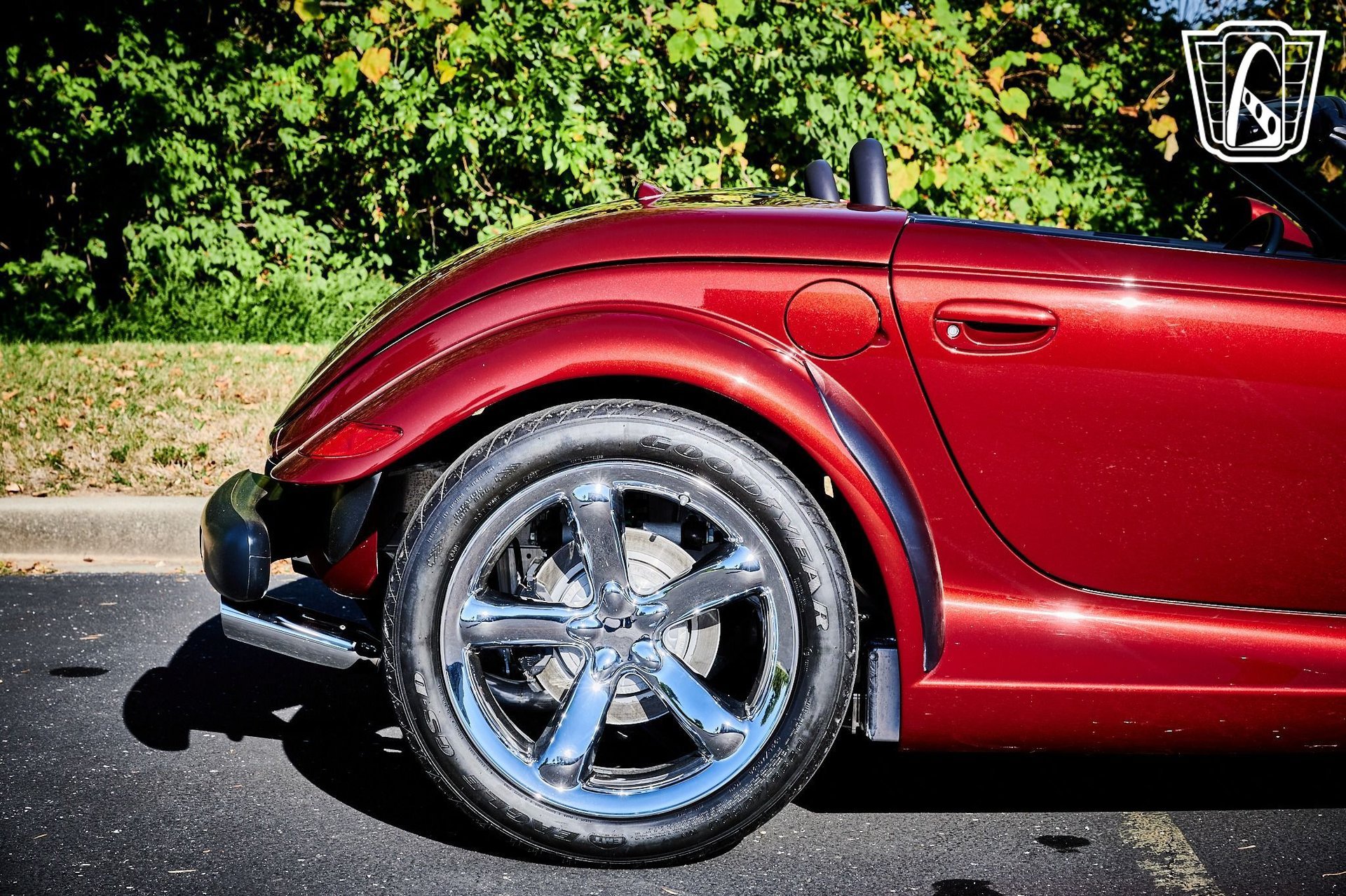 Used 2002 Chrysler Prowler RWD image 29