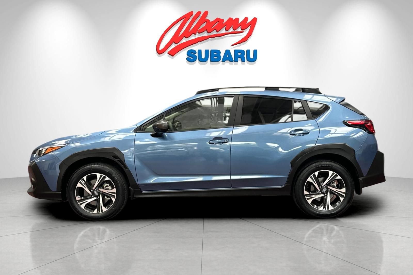 Used 2024 Subaru Crosstrek 2.0i Premium AWD/4WD image 8