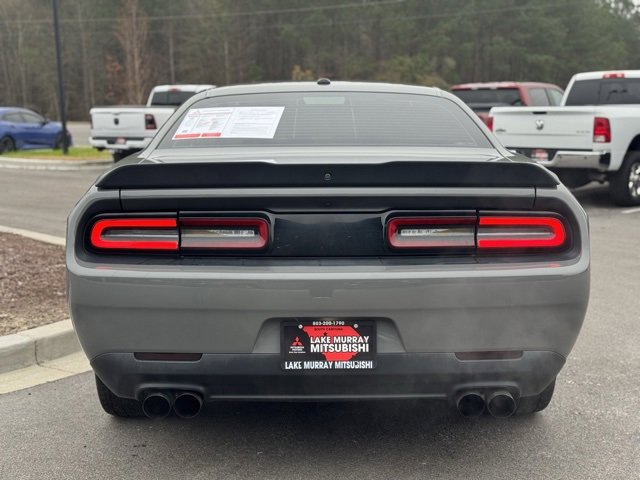 Used 2018 Dodge Challenger SXT w/ Blacktop Package image 9