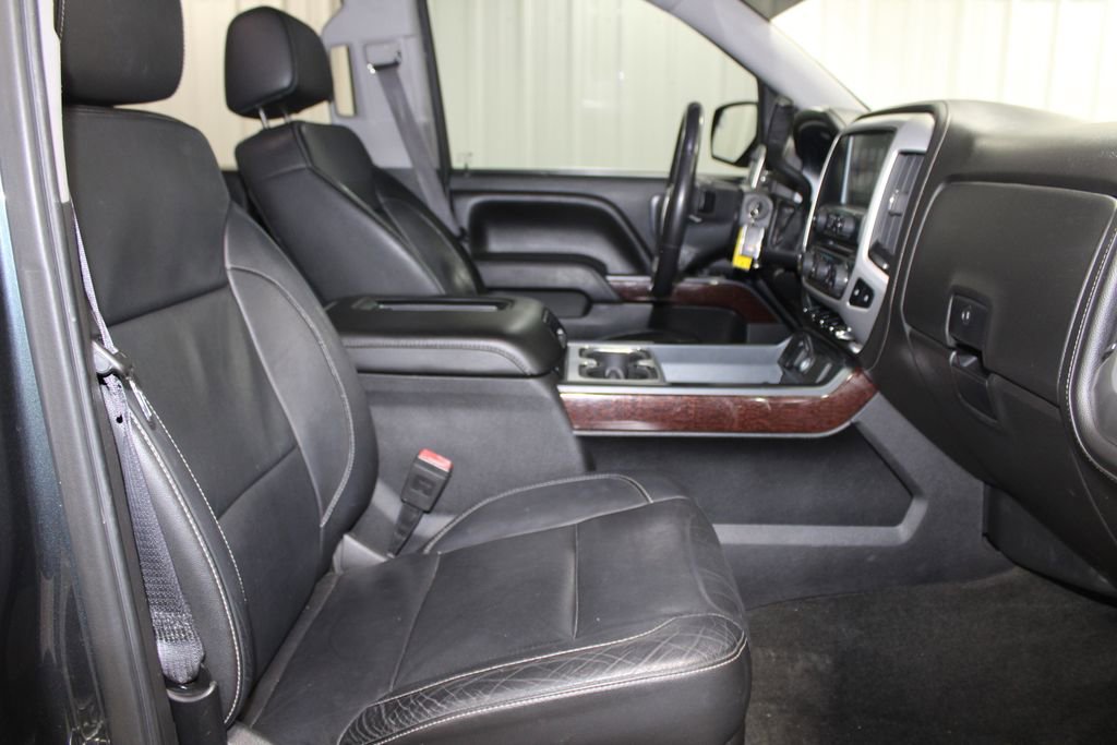Used 2017 GMC Sierra 1500 SLT w/ SLT Premium Package AWD/4WD image 32