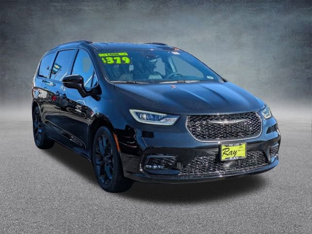 New 2026 Chrysler Pacifica Select FWD image 1