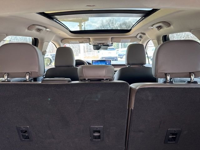 Used 2025 Lincoln Corsair Reserve w/ Equipment Group 202A image 36