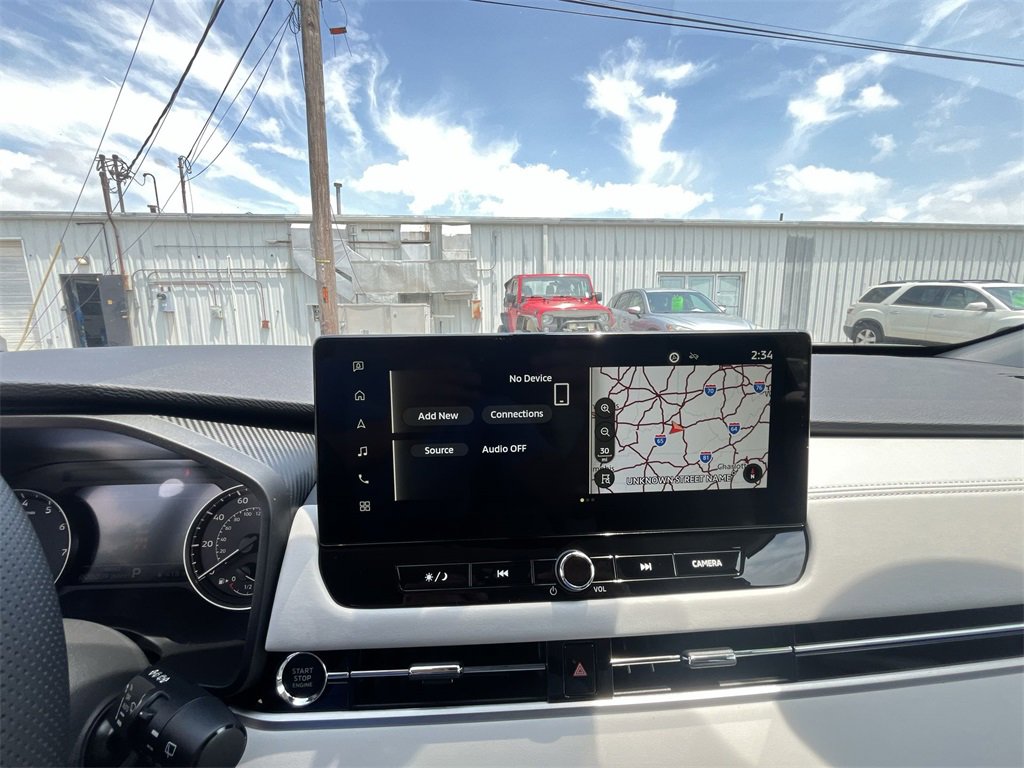 New 2025 Mitsubishi Outlander SE image 16