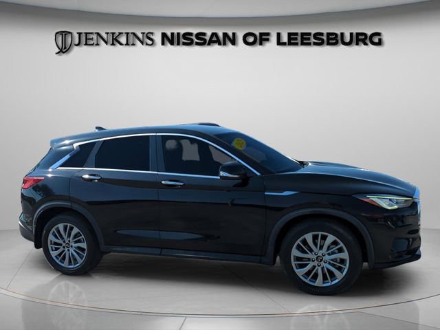 Used 2023 INFINITI QX50 Pure image 2