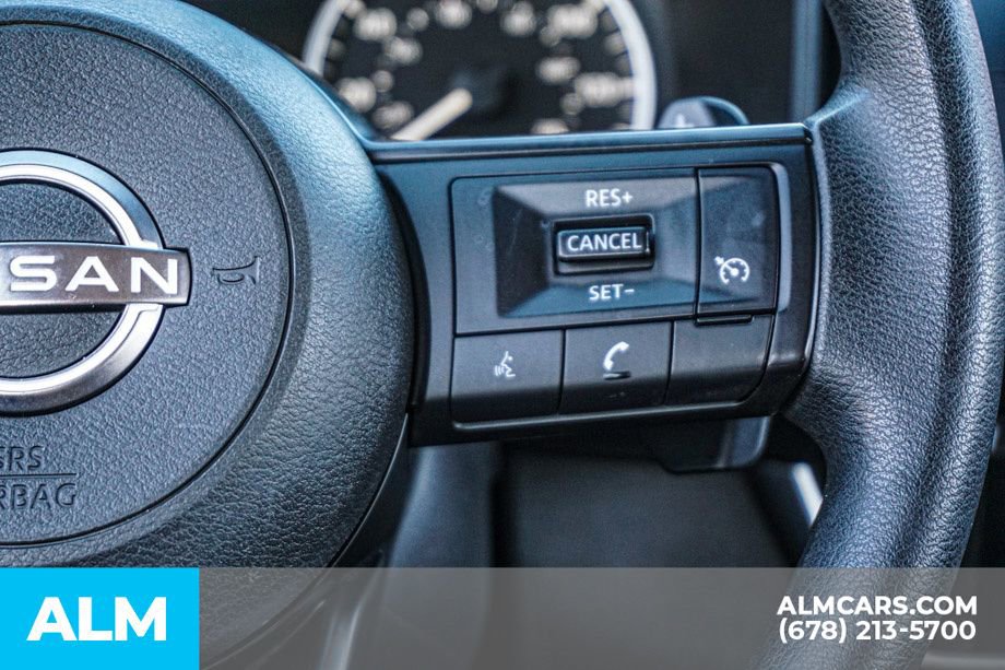 Used 2024 Nissan Rogue S image 30
