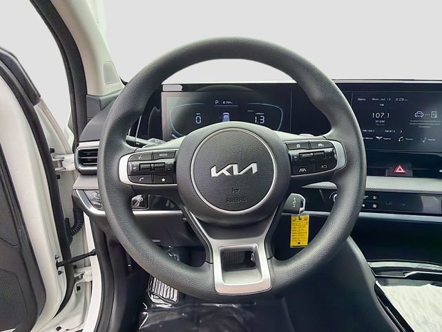 Used 2025 Kia Sportage LX FWD image 11