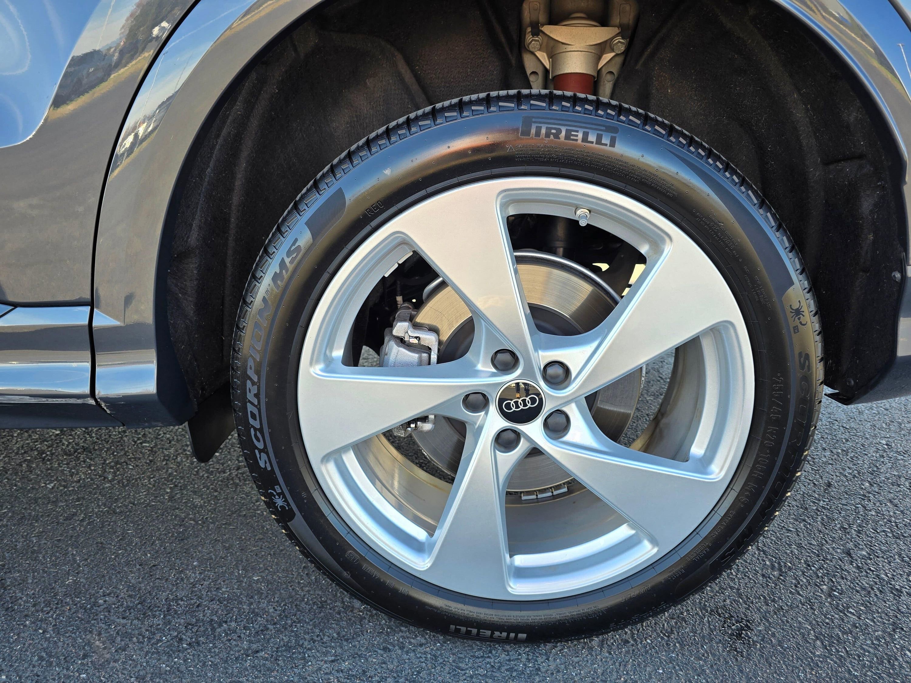 Certified 2025 Audi Q5 Premium Plus w/ Premium Plus image 22