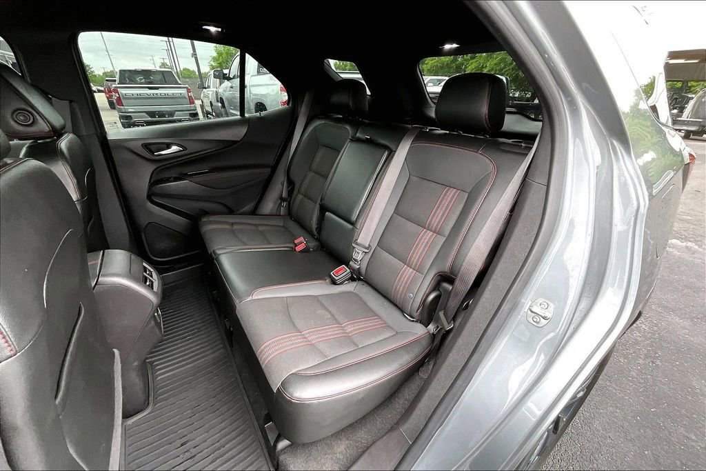 Used 2024 Chevrolet Equinox RS FWD image 24