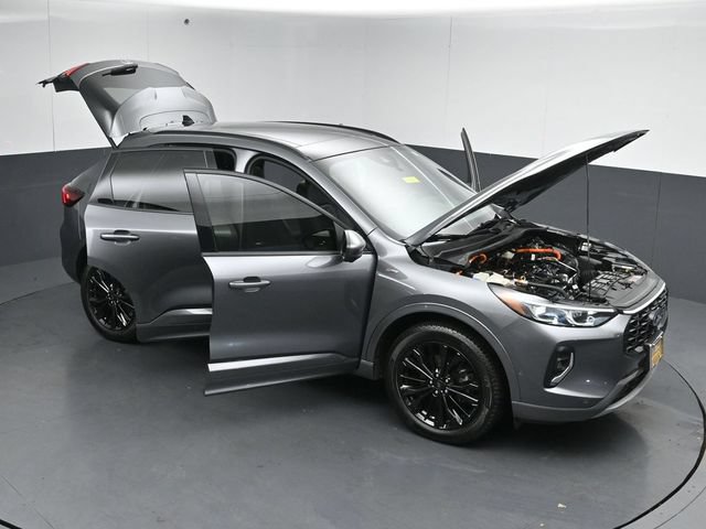 Certified 2023 Ford Escape ST-Line Elite w/ Premium Technology Package AWD/4WD image 51