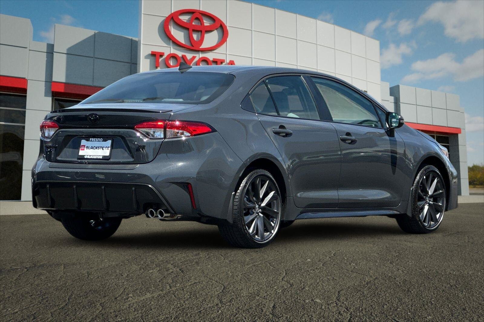 Certified 2026 Toyota Corolla SE w/ SE Package FWD image 3