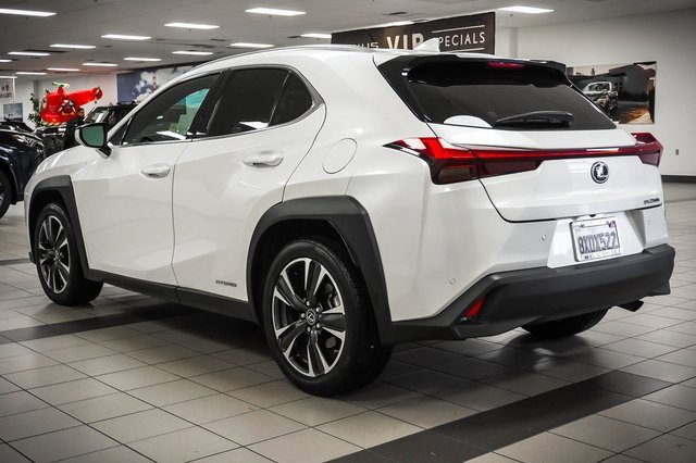 Certified 2021 Lexus UX 250h w/ Accessory Package (Z1) image 8