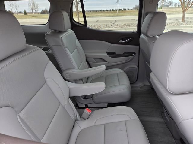 Used 2021 GMC Acadia SLT w/ Technology Package AWD/4WD image 43