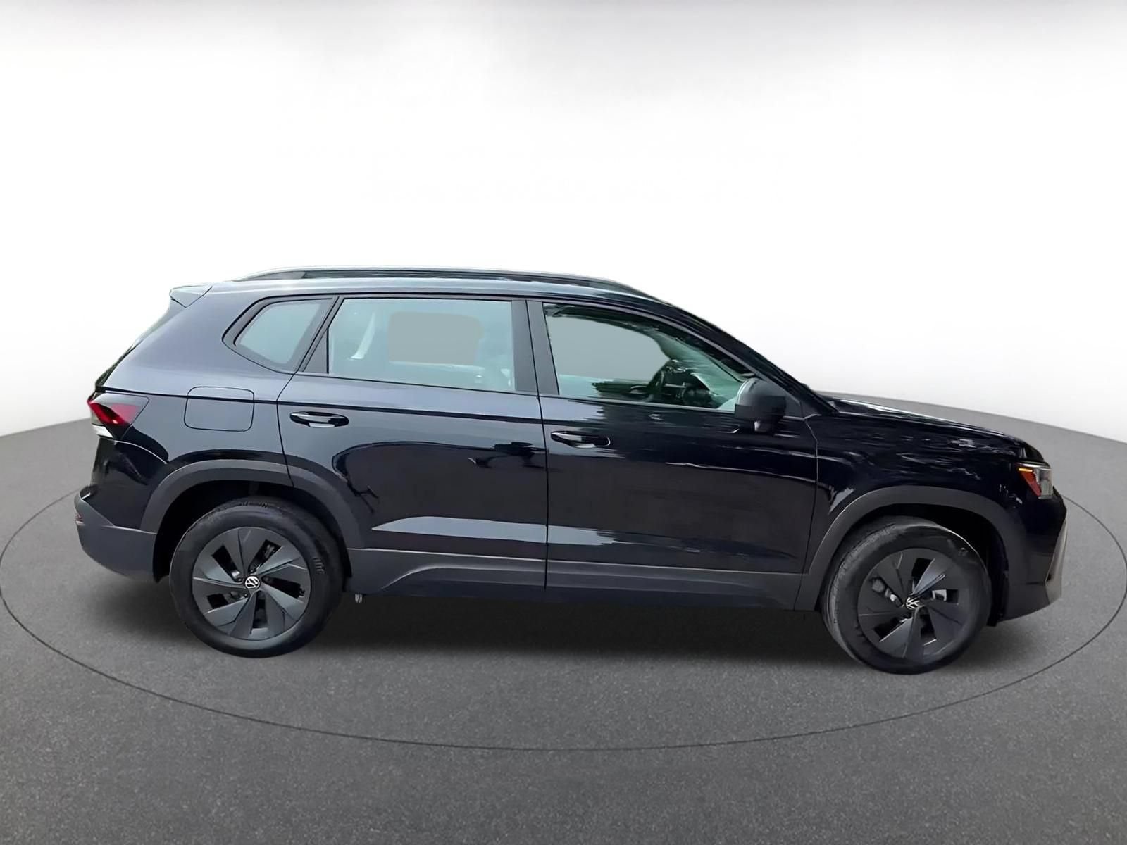 Used 2026 Volkswagen Taos S FWD image 9