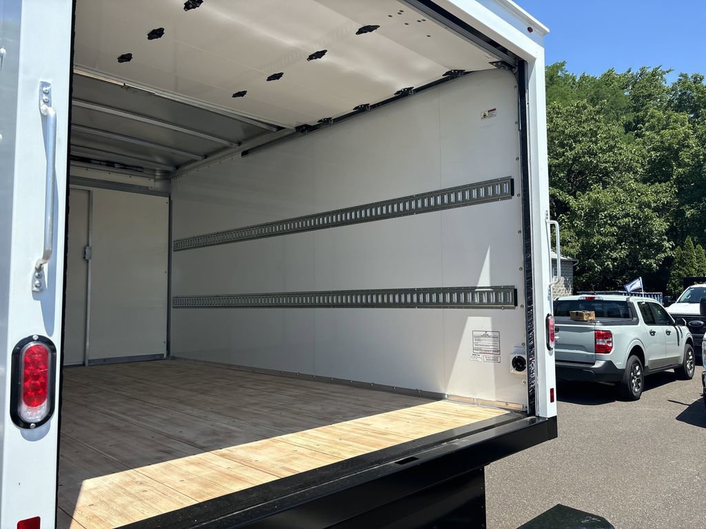 New 2025 Ford E-450 and Econoline 450 Super Duty w/ Power Equipment Group image 12