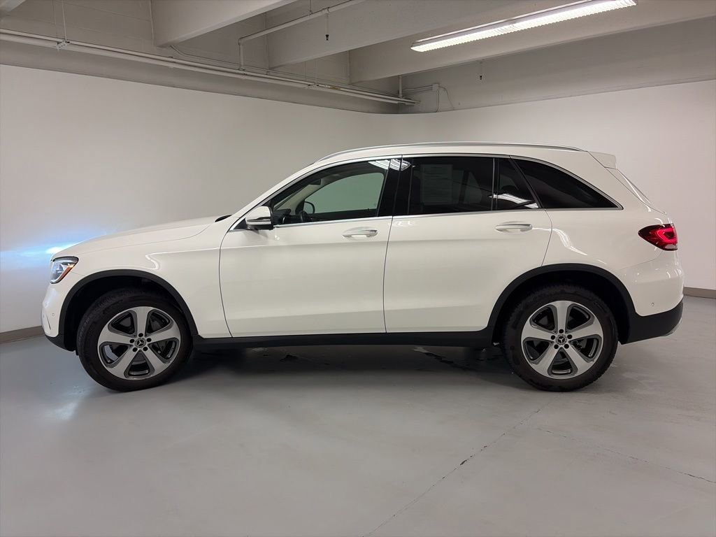 Certified 2021 Mercedes-Benz GLC 300 4MATIC image 4
