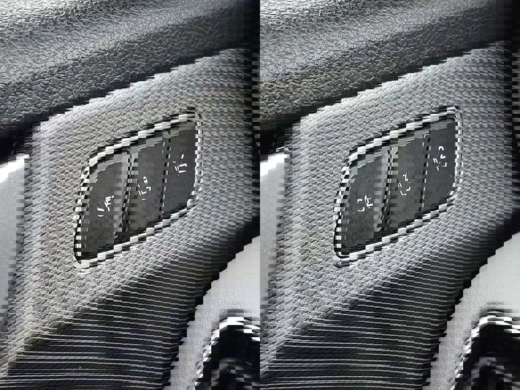 Used 2021 Hyundai Palisade SEL w/ Premium Package image 32