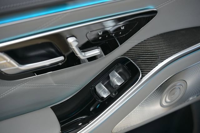 Used 2026 Mercedes-Benz S 63 AMG S image 33