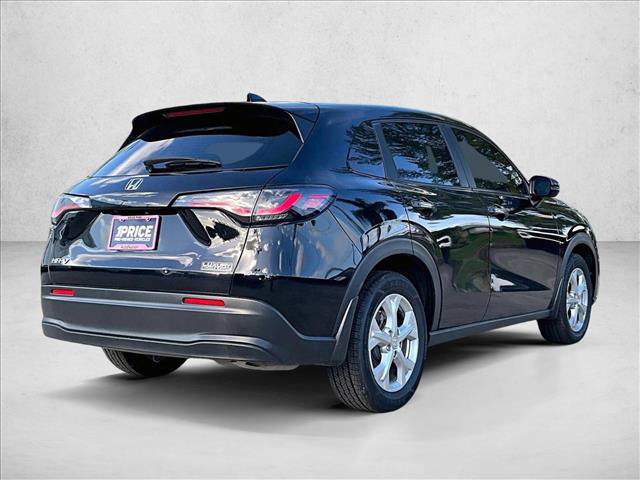 Used 2023 Honda HR-V LX image 2