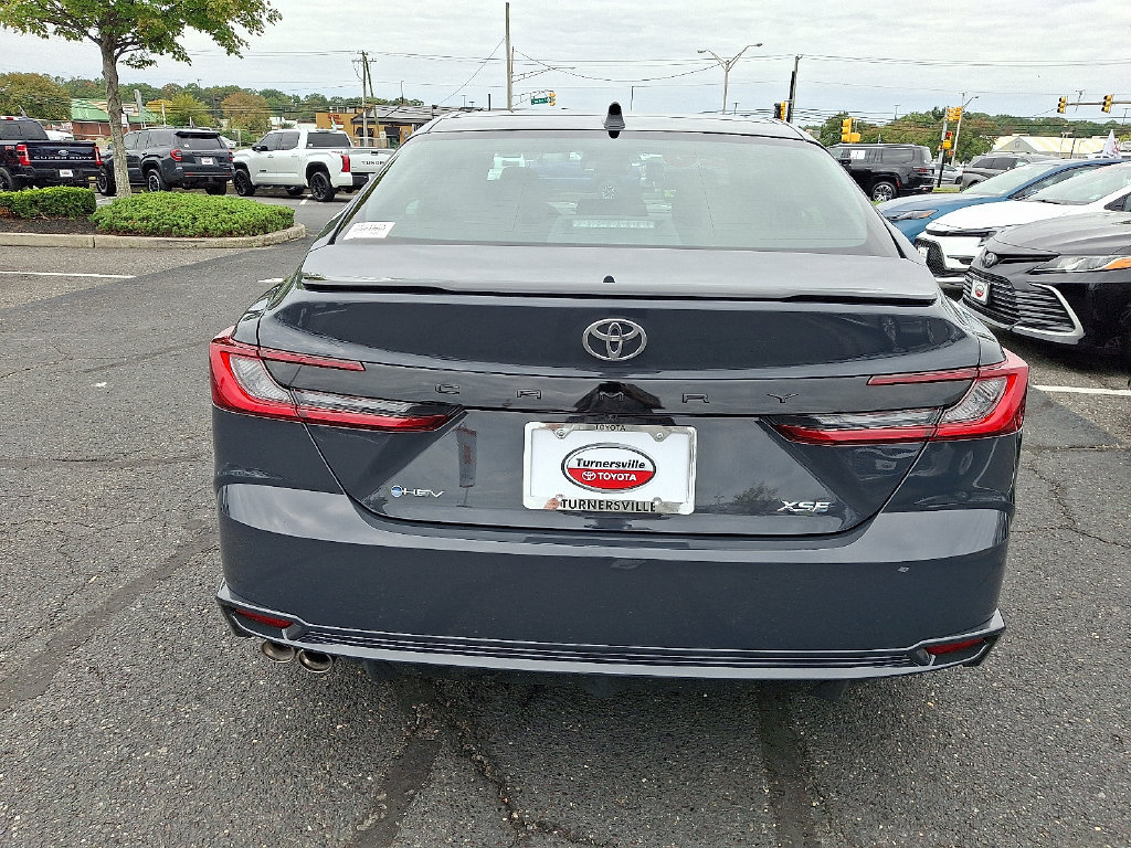 Used 2026 Toyota Camry XSE FWD image 5