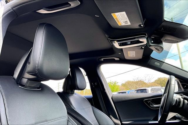 Used 2022 Mercedes-Benz C 300 Sedan image 28