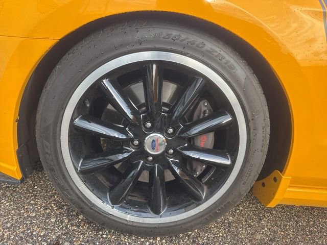 Used 2013 Ford Mustang Boss 302 w/ Boss 302 Accessory Pkg RWD image 11