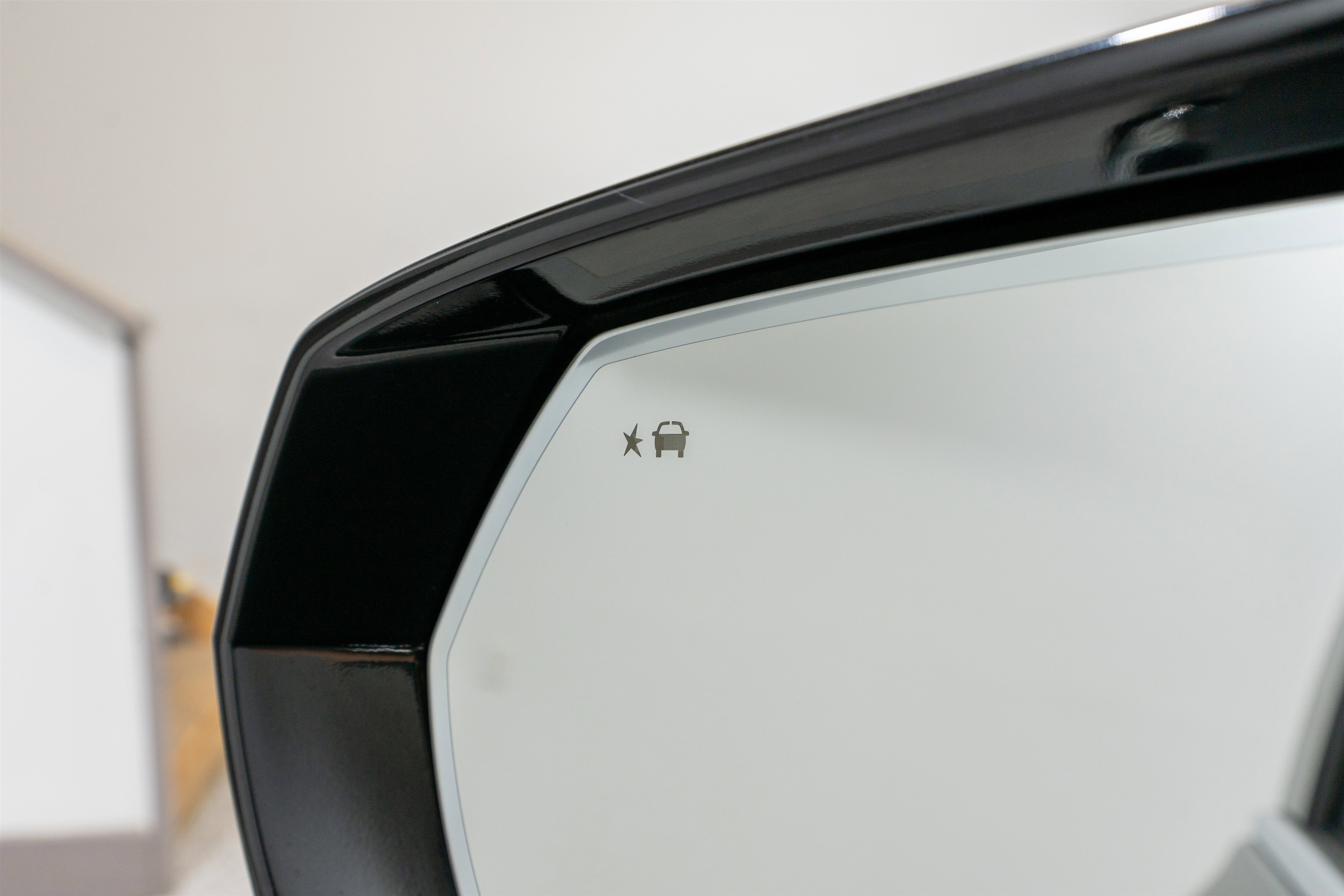 Used 2021 Chevrolet Tahoe Premier AWD/4WD image 12