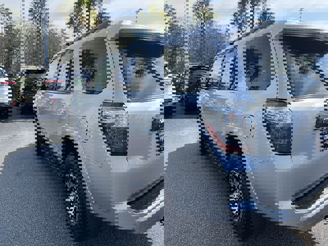 Used 2024 Toyota 4Runner TRD Off-Road Premium image 8