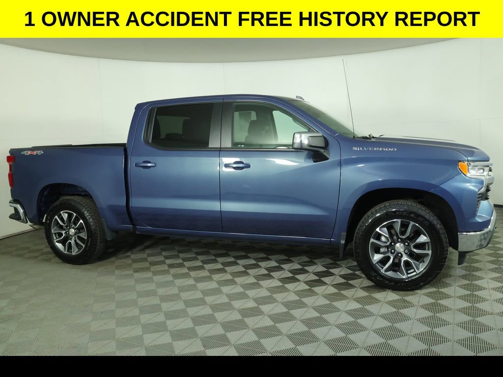 Used 2024 Chevrolet Silverado 1500 LT image 2