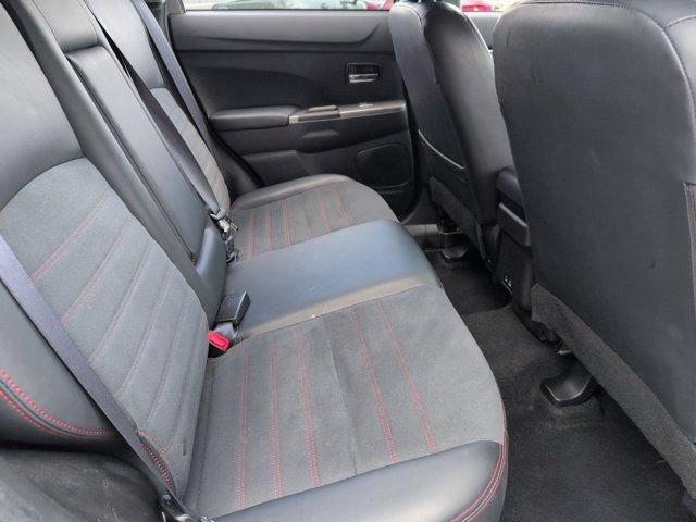 Used 2025 Mitsubishi Outlander Sport AWD image 29