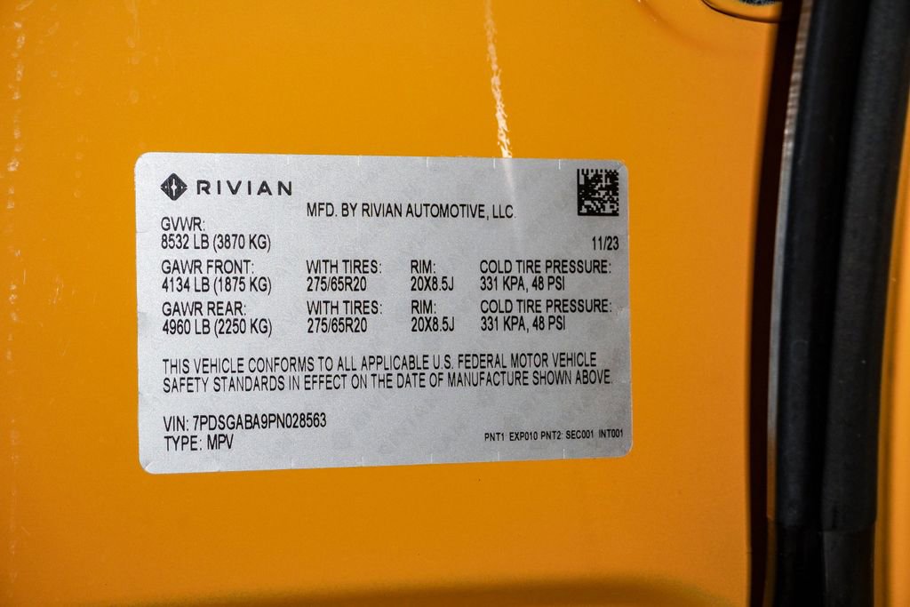 Used 2023 Rivian R1S Adventure image 31