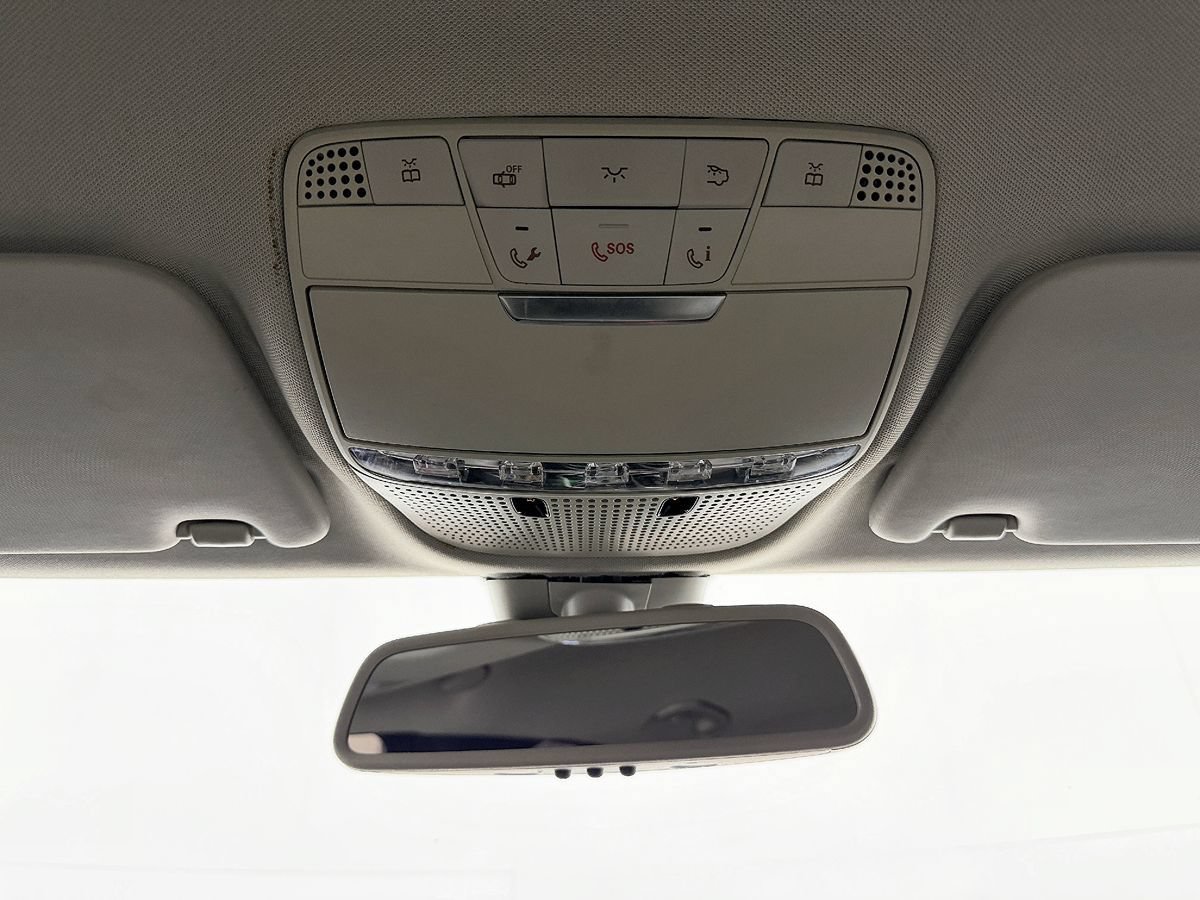 Used 2016 Mercedes-Benz C 300 4MATIC Sedan image 51