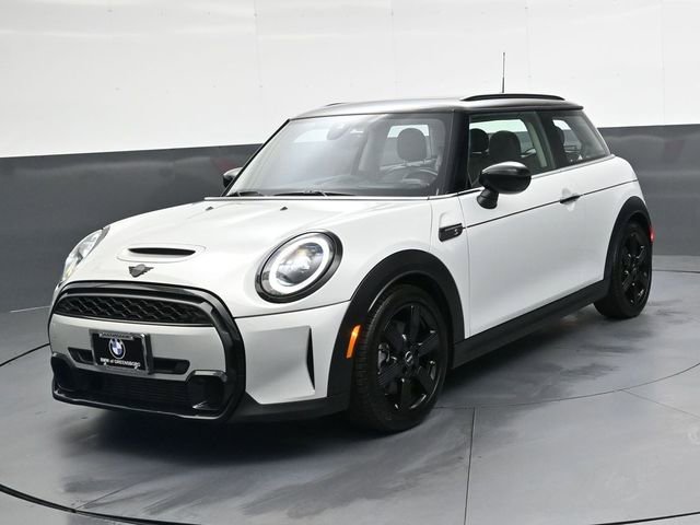 Used 2022 MINI Cooper S image 9