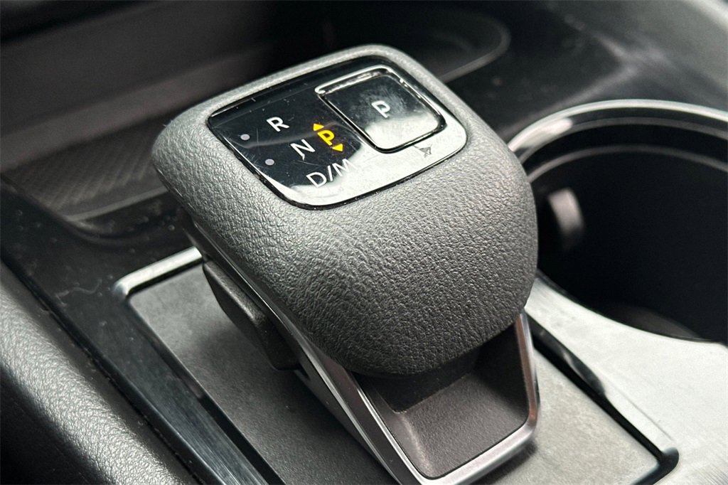 Used 2023 Nissan Rogue SV image 25