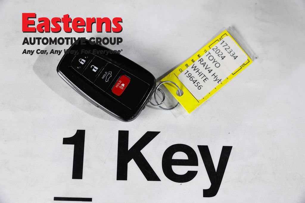 Used 2024 Toyota RAV4 XLE w/ Convenience Package AWD/4WD image 26