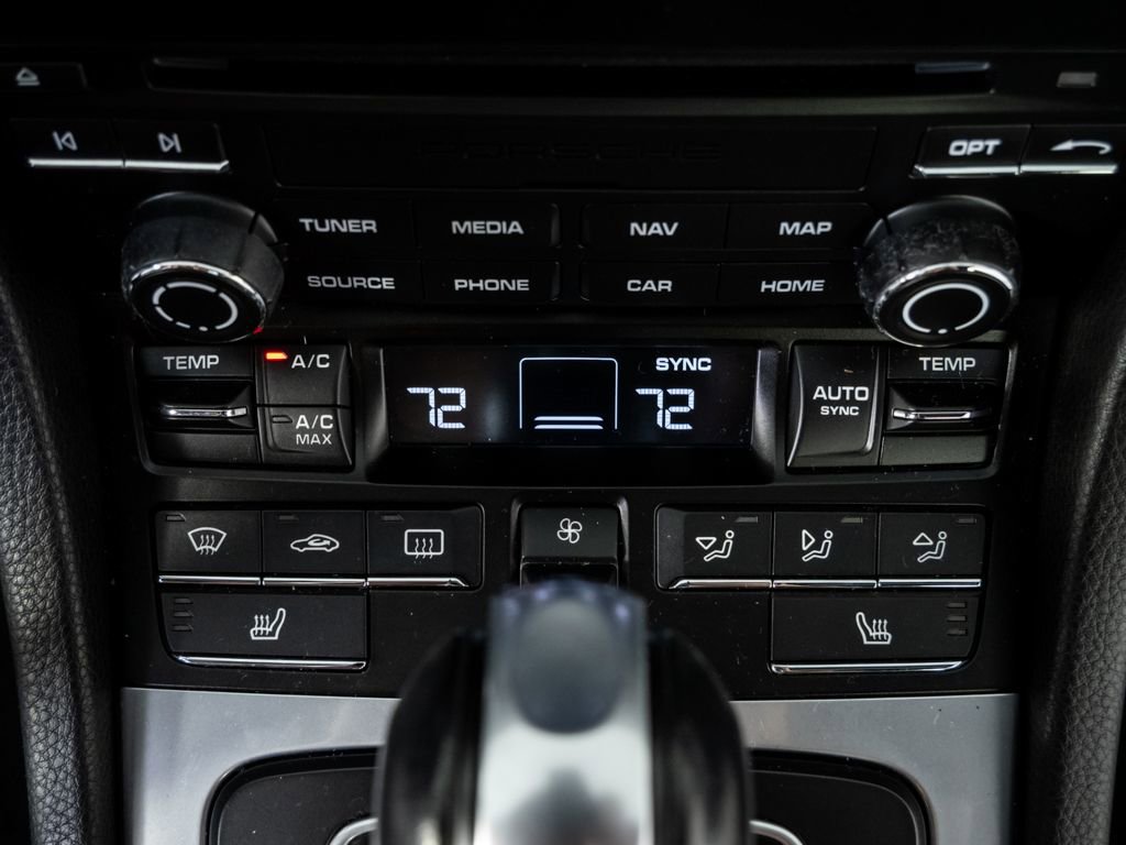 Used 2017 Porsche 911 Carrera image 15