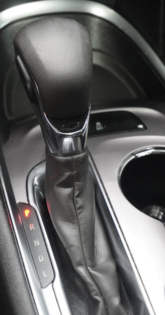 Used 2021 Chevrolet Malibu LT FWD image 19
