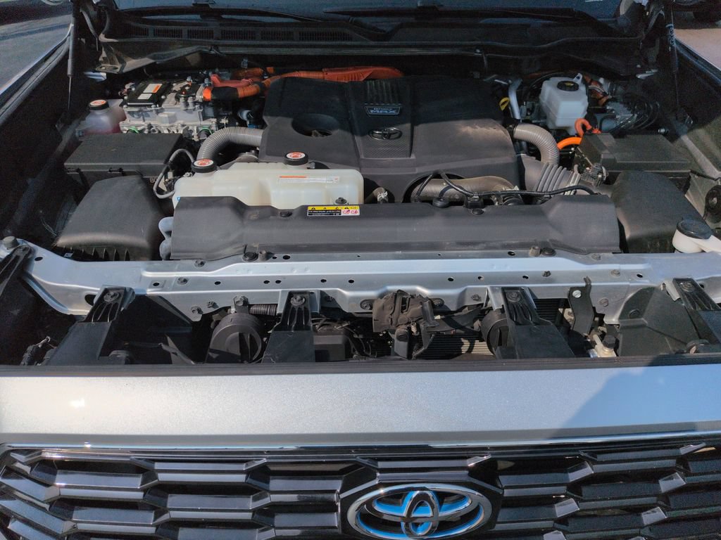 Certified 2023 Toyota Sequoia Platinum AWD/4WD image 22