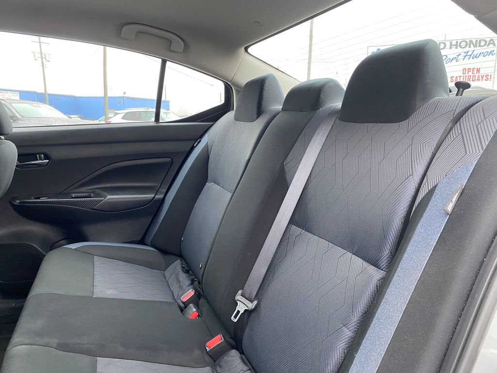 Used 2024 Nissan Versa SV w/ Electronics Package FWD image 12