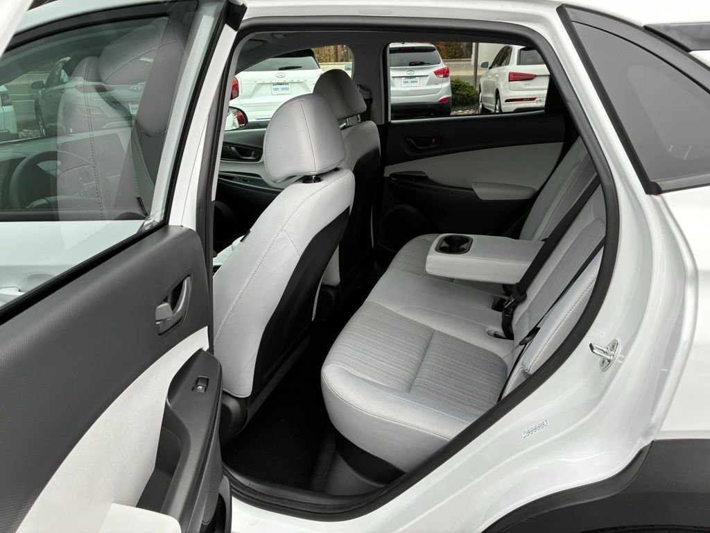 Used 2023 Hyundai Kona SEL w/ Cargo Package image 23