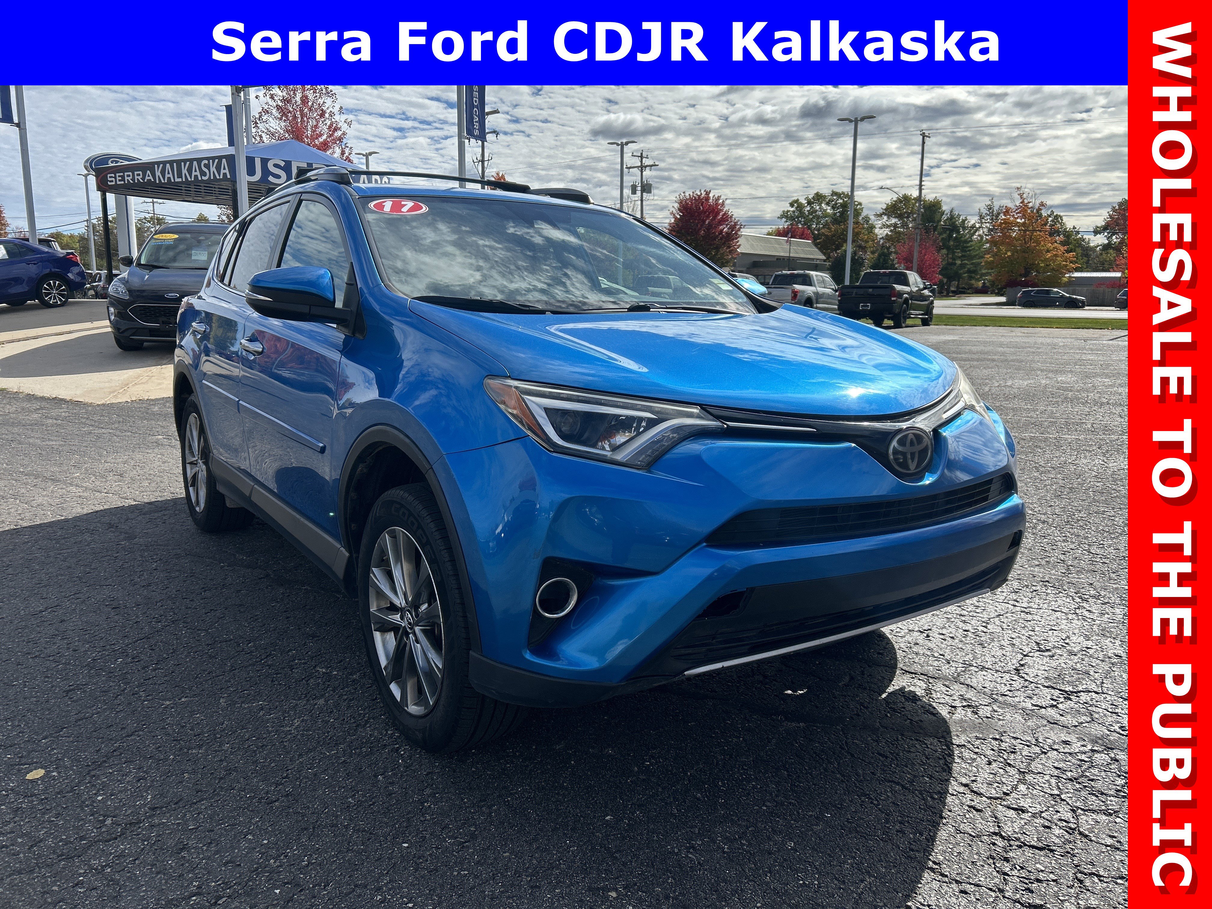 Used 2017 Toyota RAV4 Limited image 1