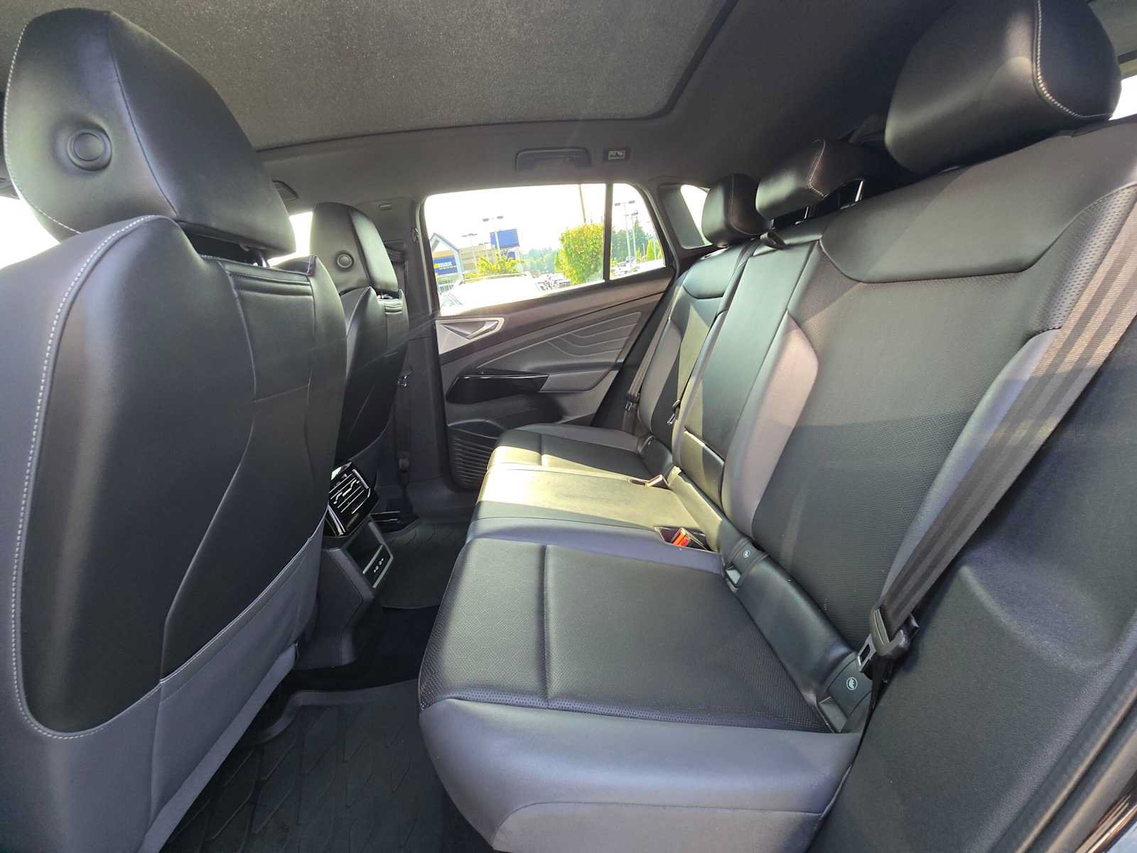 Used 2023 Volkswagen ID.4 S RWD image 16