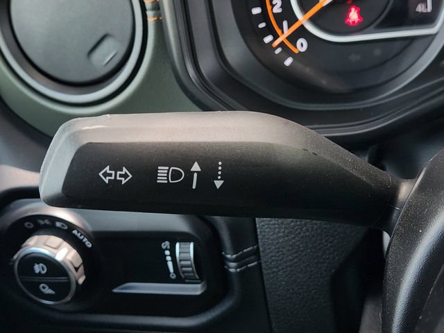Certified 2025 Jeep Gladiator Mojave AWD/4WD image 34
