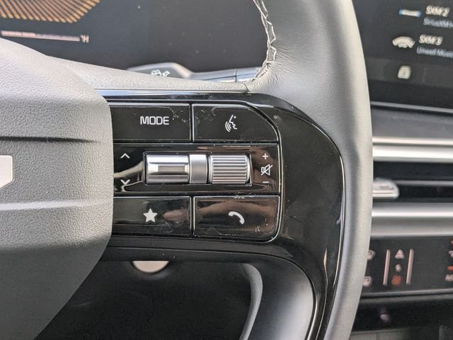 New 2026 Kia Sorento LX FWD image 29