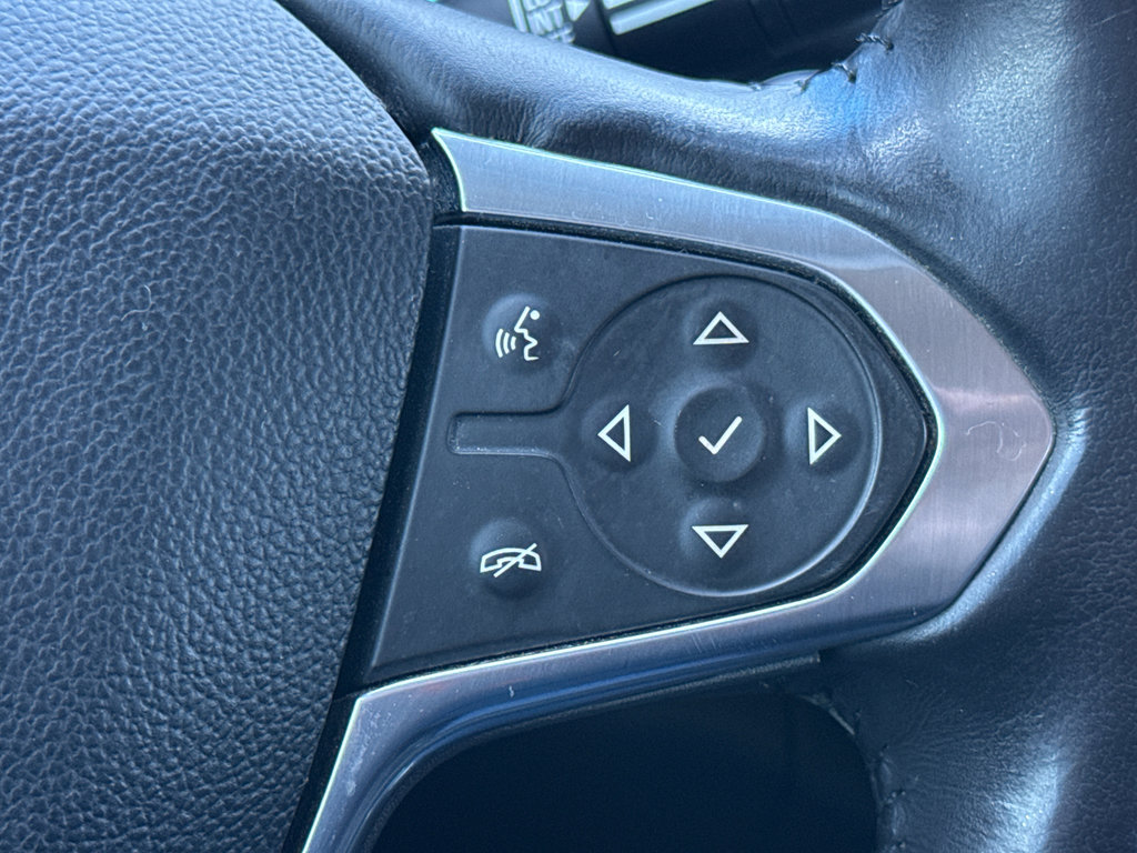 Used 2018 Chevrolet Traverse LT w/ LPO, Black Accent Package image 22